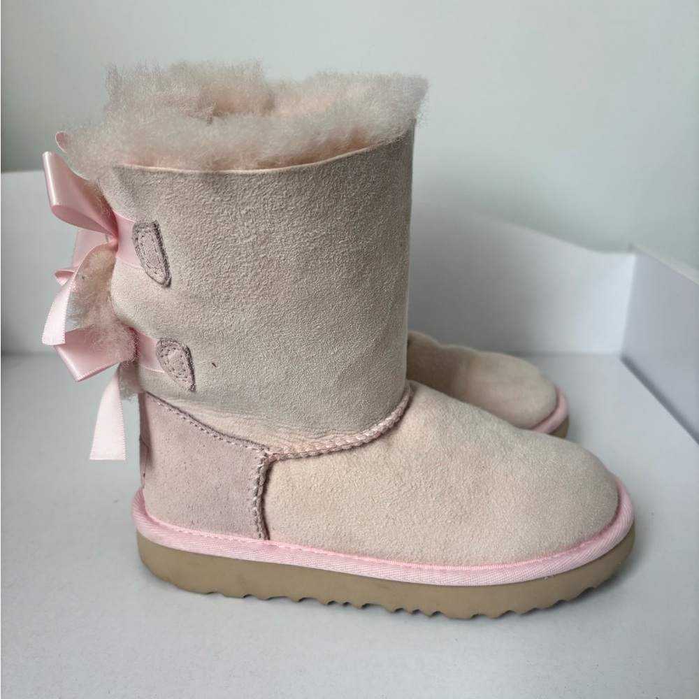 Girls Uggs for sale!